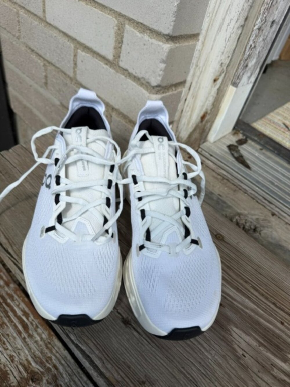 On Running Cloudsurfer Max Sneaker, White